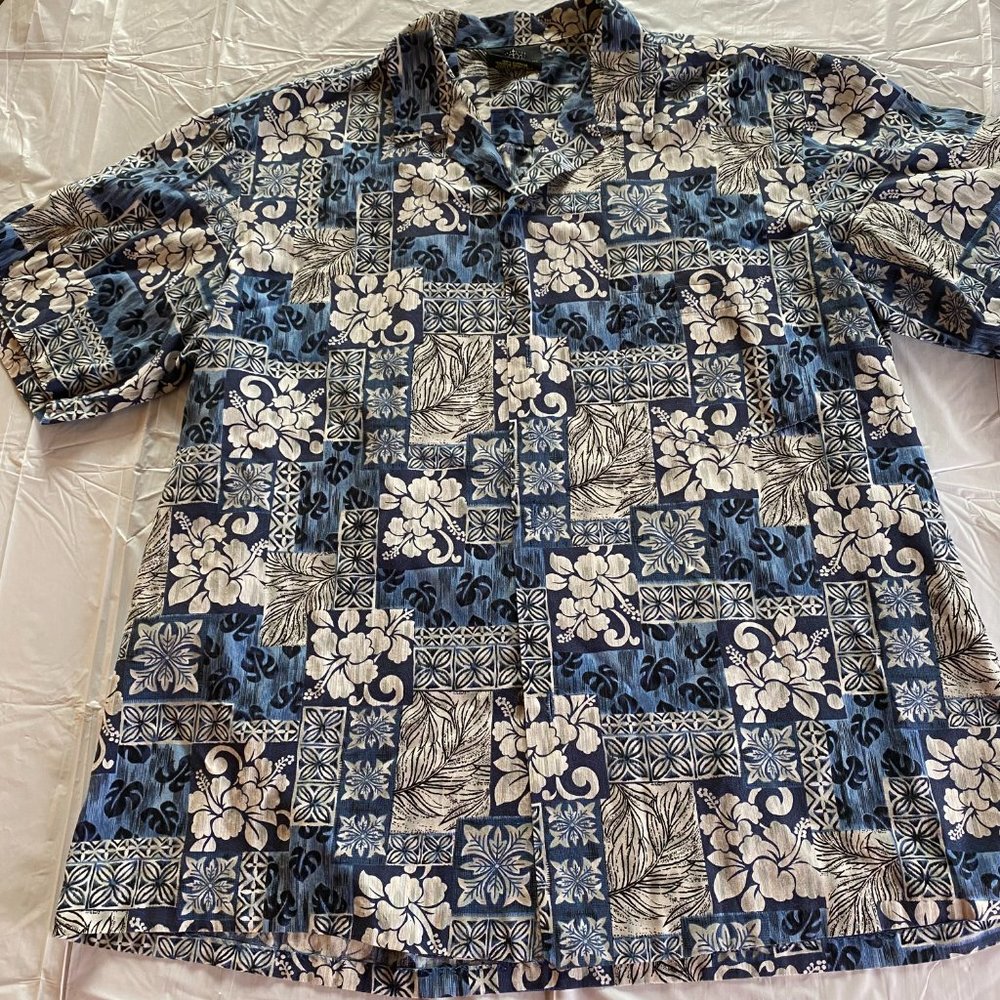 Men's Extra Large Royal Creations Hawaiian Shirt Blues Ivory